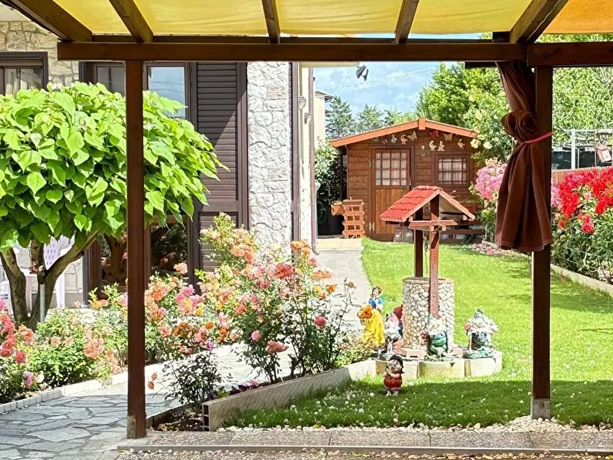 Immagine 8 di Villetta a schiera in vendita  a Cascina