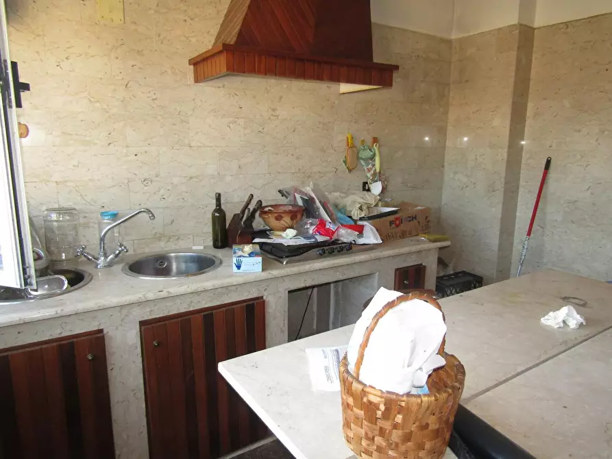 Immagine 8 di Appartamento in vendita  a Carrara