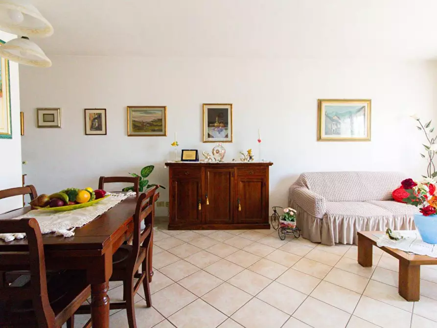 Immagine 10 di Appartamento in vendita  a Ponsacco