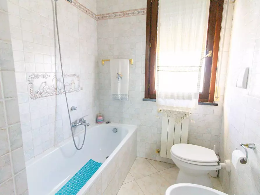 Immagine 19 di Appartamento in vendita  a Ponsacco