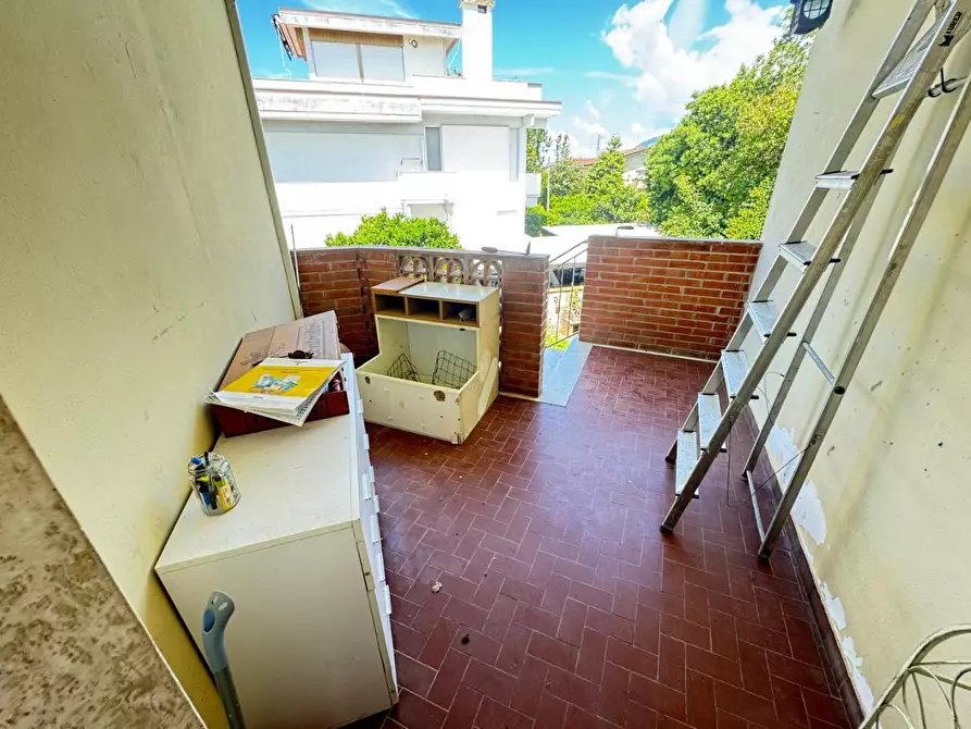 Immagine 12 di Casa indipendente in vendita  a Forte Dei Marmi