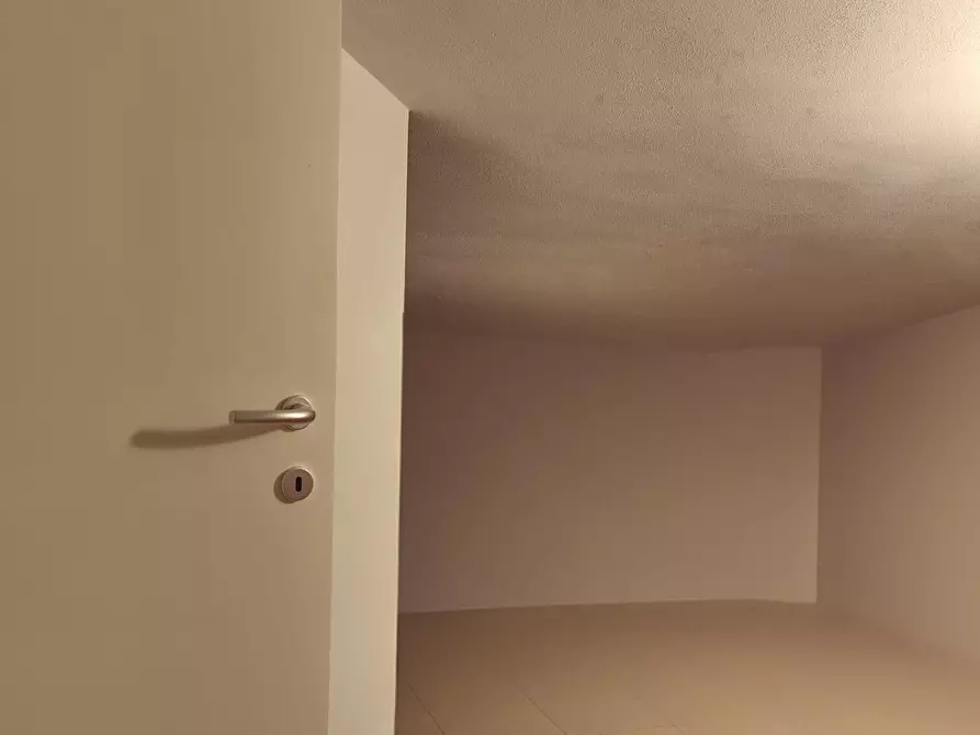 Immagine 16 di Appartamento in vendita  a Empoli