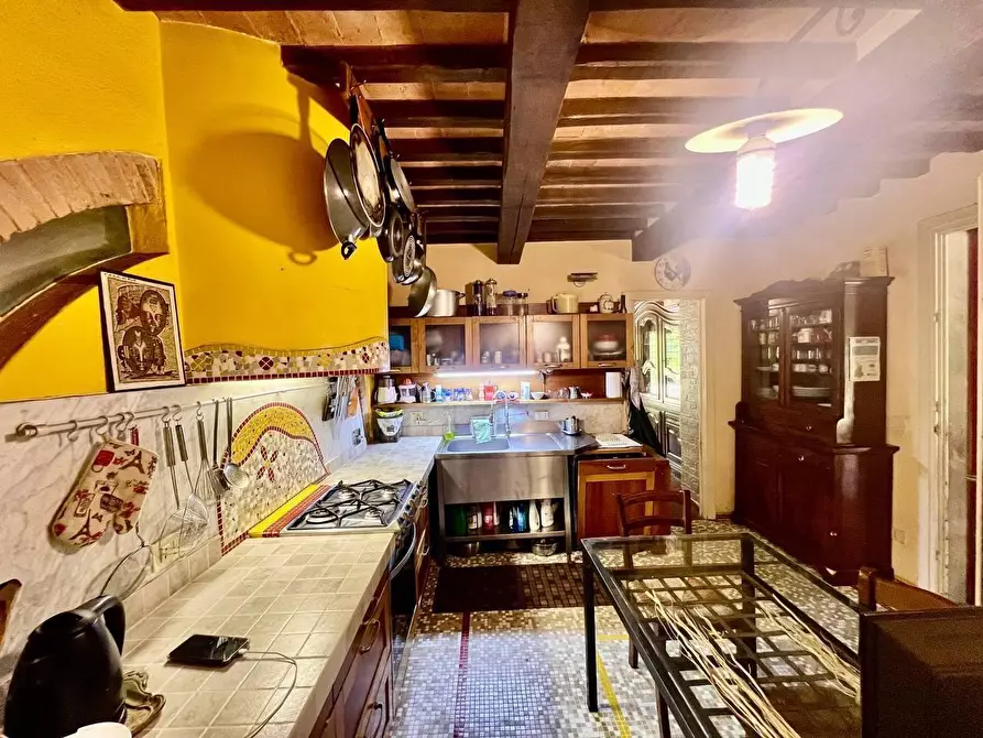 Immagine 9 di Villa in vendita  a Casciana Terme Lari