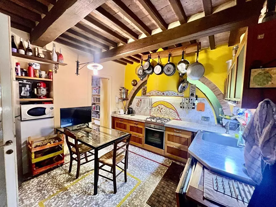 Immagine 25 di Villa in vendita  a Casciana Terme Lari