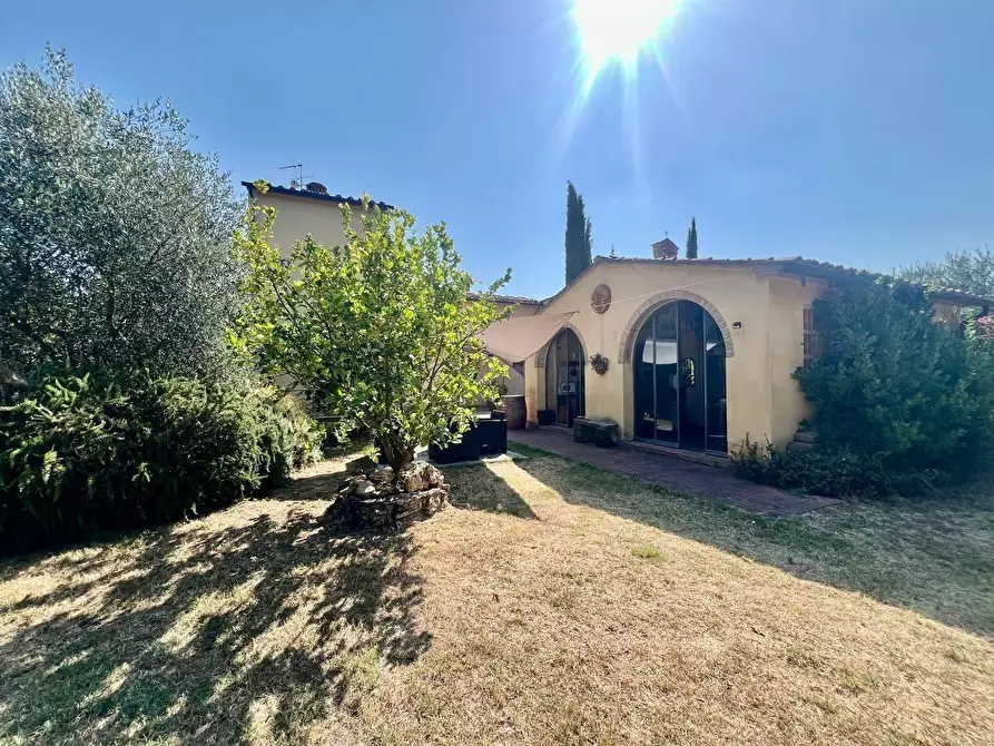 Immagine 56 di Villa in vendita  a Casciana Terme Lari
