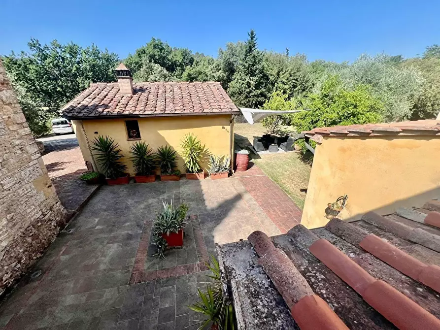 Immagine 59 di Villa in vendita  a Casciana Terme Lari