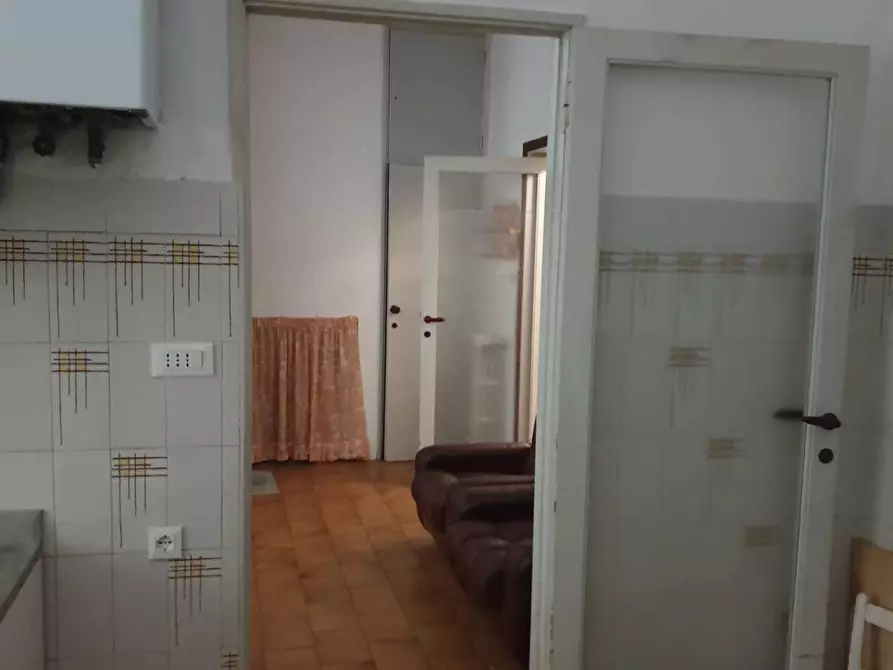 Immagine 18 di Appartamento in vendita  a Massa