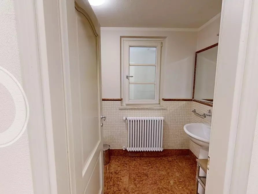 Immagine 8 di Villa in vendita  a Forte Dei Marmi