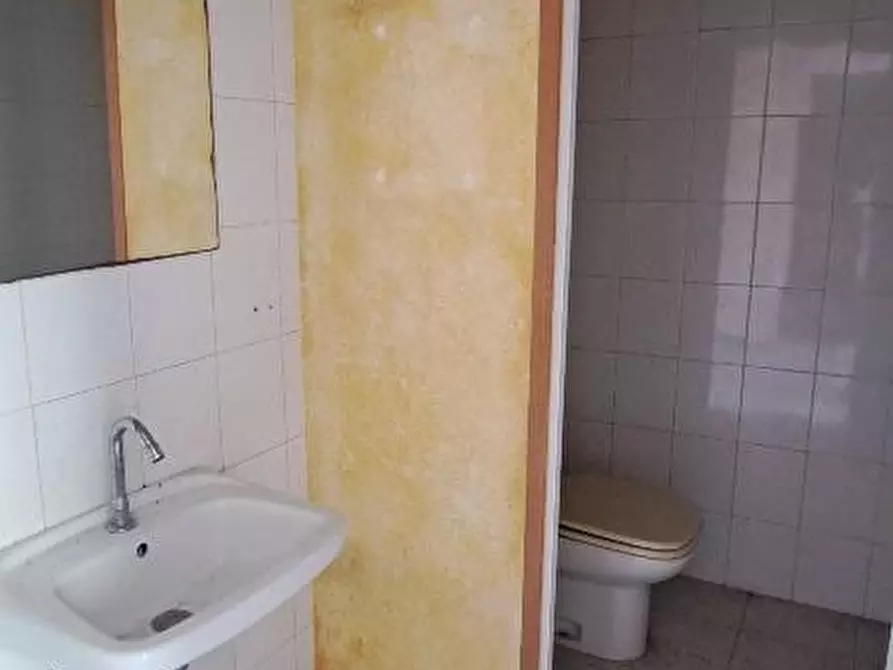 Immagine 18 di Appartamento in vendita  a Cascina