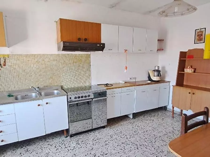 Immagine 2 di Appartamento in vendita  a Cascina