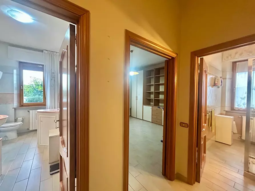 Immagine 17 di Porzione di casa in vendita  a Asciano