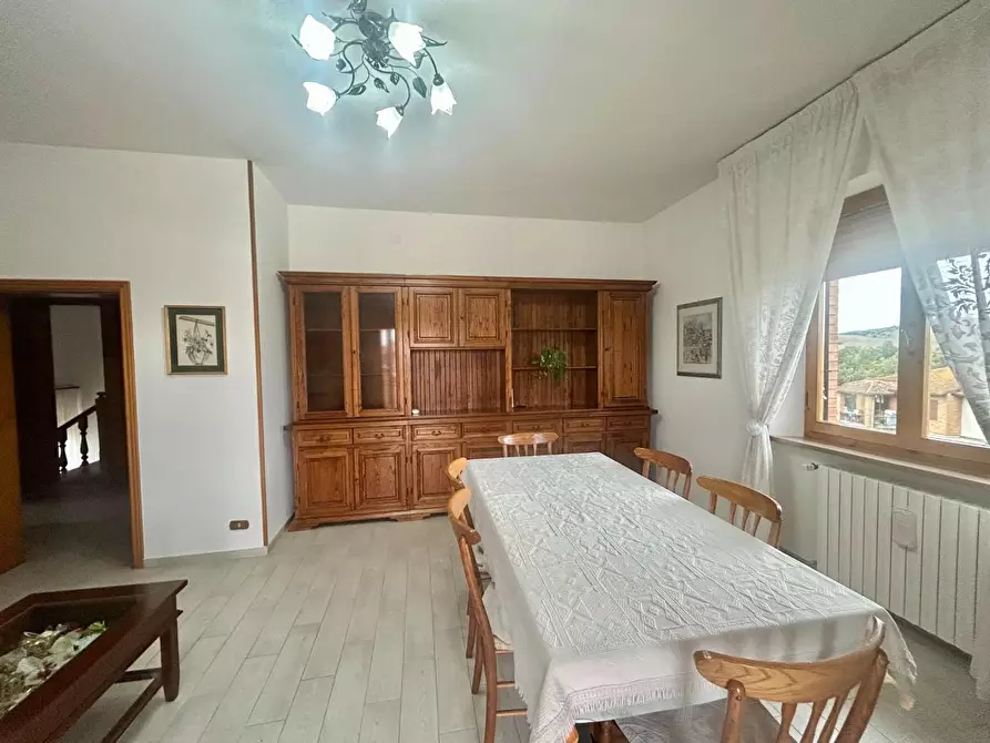 Immagine 9 di Porzione di casa in vendita  a Asciano