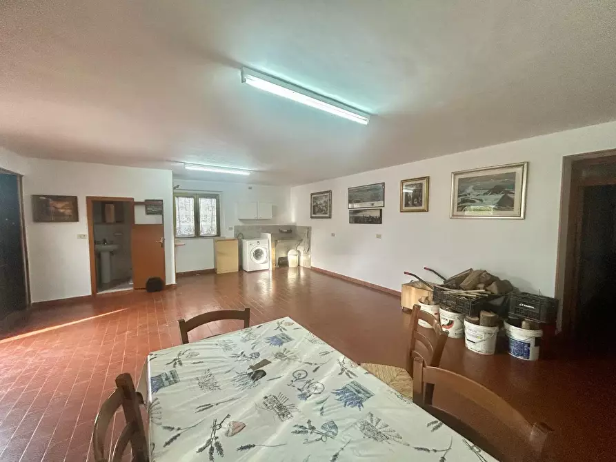 Immagine 24 di Porzione di casa in vendita  a Asciano