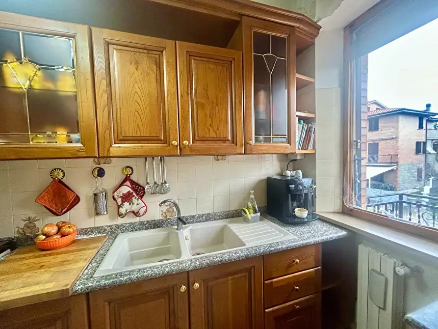 Immagine 5 di Porzione di casa in vendita  a Asciano