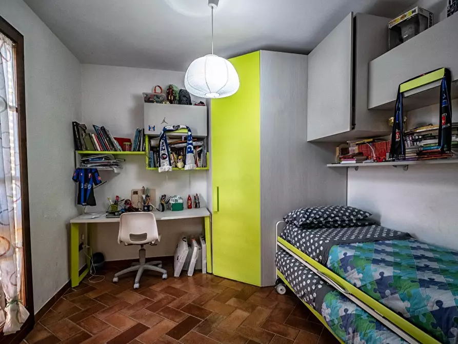 Immagine 18 di Villetta a schiera in vendita  a Cascina