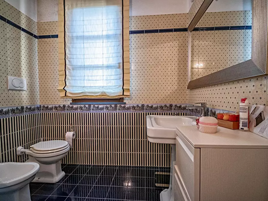 Immagine 20 di Villetta a schiera in vendita  a Cascina