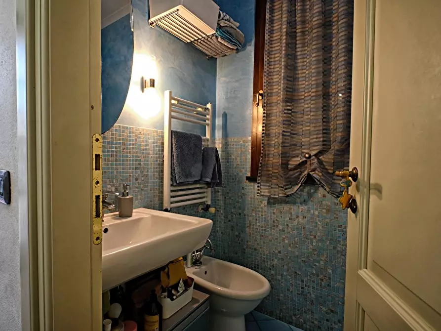 Immagine 5 di Villetta a schiera in vendita  a Cascina