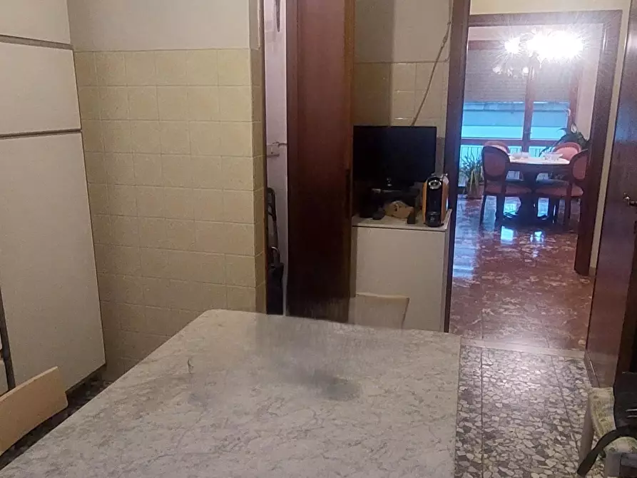 Immagine 7 di Appartamento in vendita  a Carrara