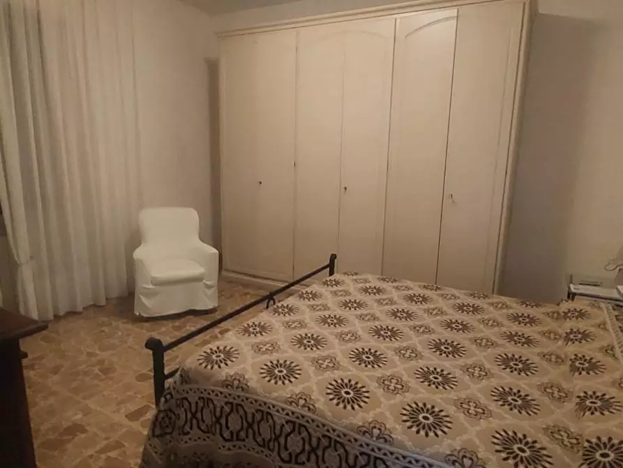 Immagine 18 di Appartamento in vendita  a Carrara