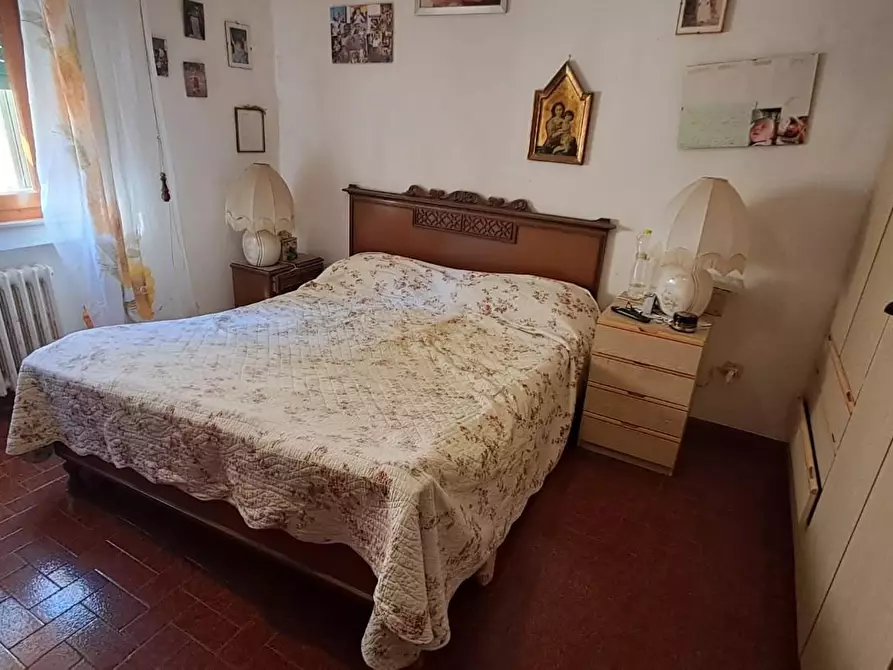 Immagine 18 di Villa in vendita  a Cecina