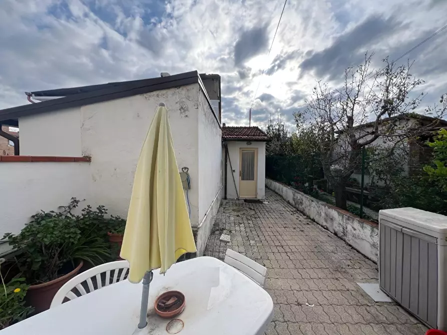 Immagine 25 di Terratetto in vendita  a Cascina