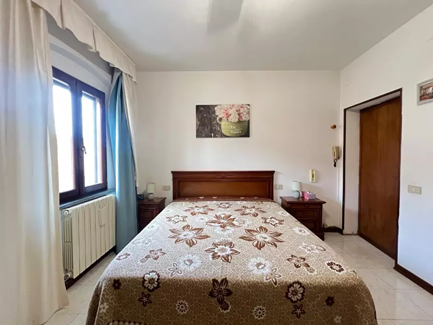 Immagine 22 di Terratetto in vendita  a Cascina