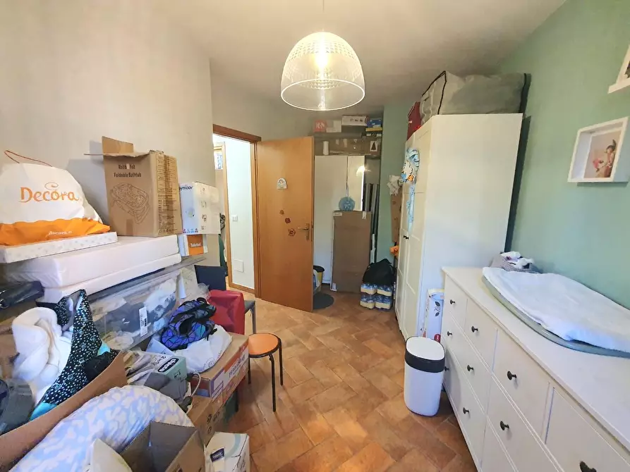 Immagine 20 di Appartamento in vendita  a Lucca