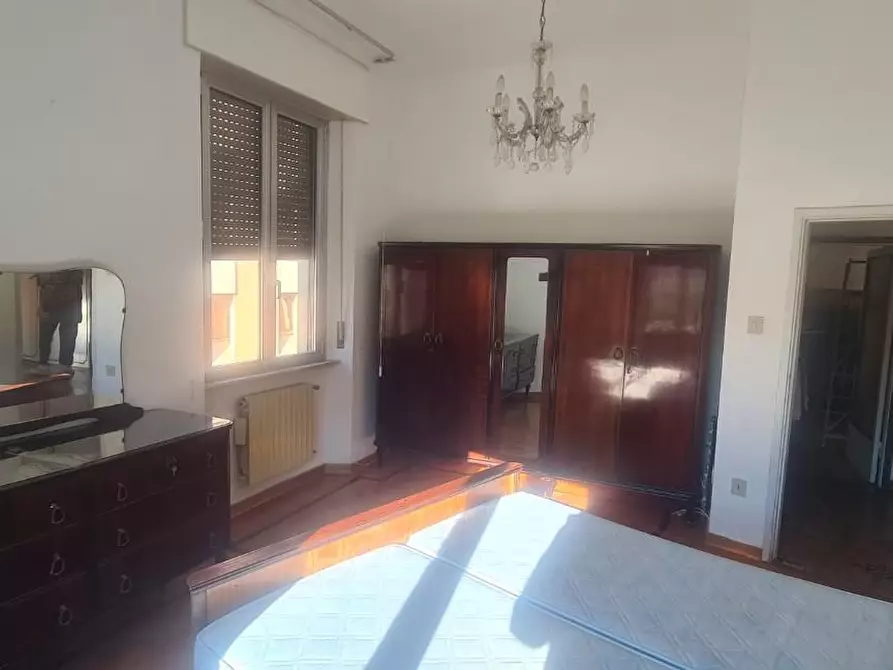 Immagine 11 di Appartamento in vendita  a Livorno