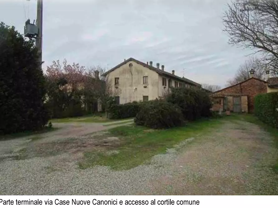 Immagine 8 di Appartamento in vendita  a Pavia