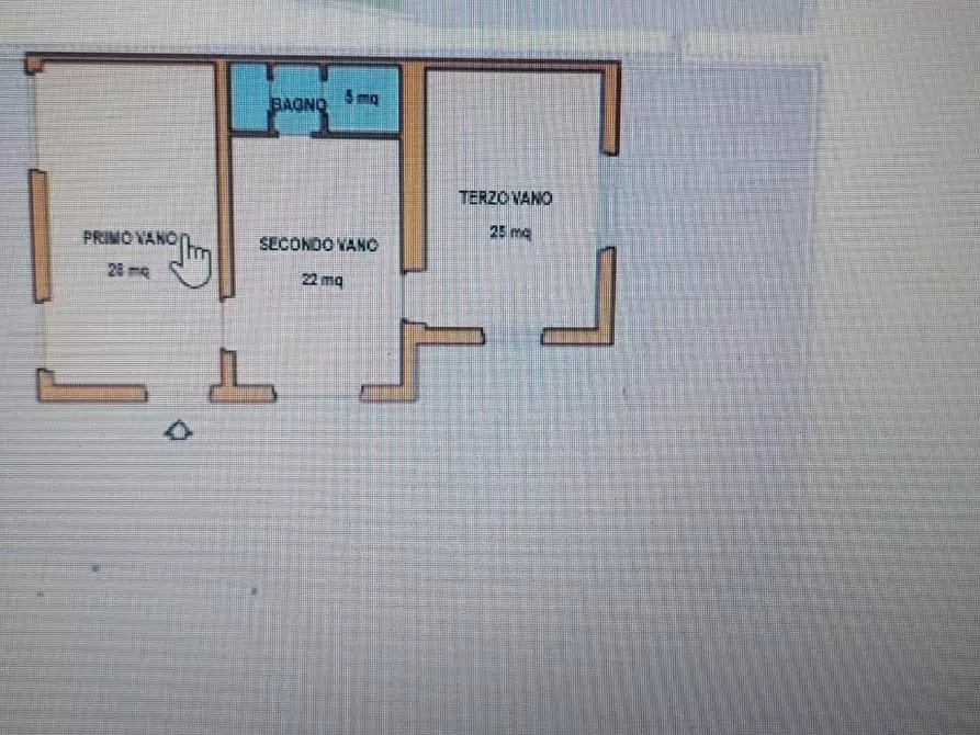 Immagine 2 di Locale commerciale in vendita  a Carrara