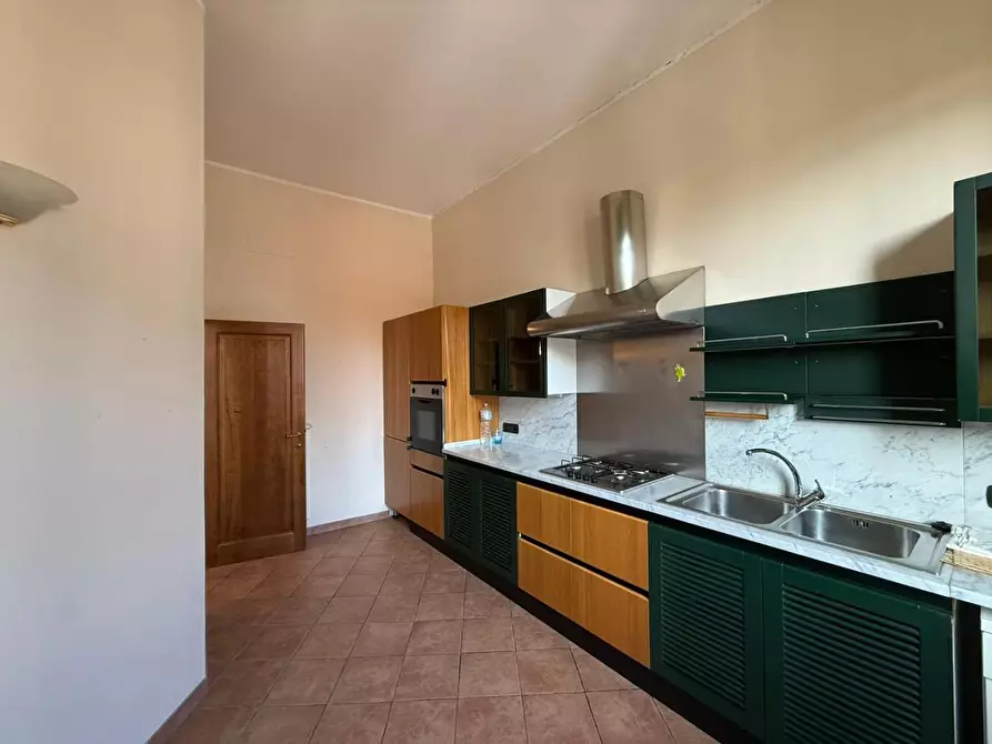 Immagine 6 di Appartamento in vendita  a Firenze