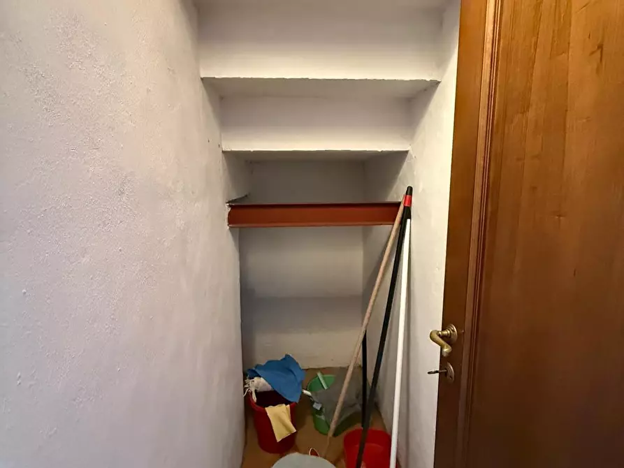 Immagine 34 di Appartamento in vendita  a Firenze