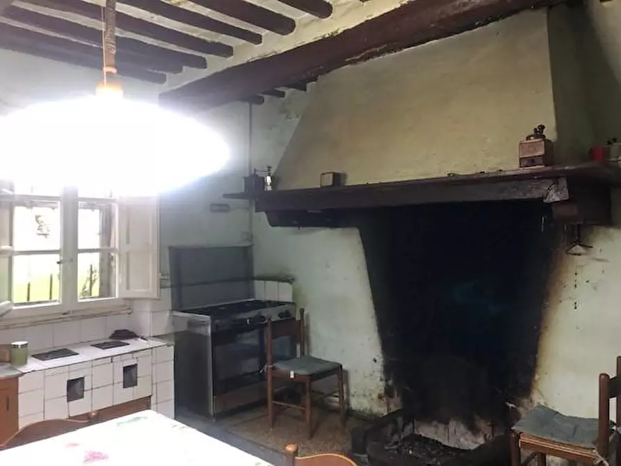 Immagine 22 di Rustico / casale in vendita  a Capannori