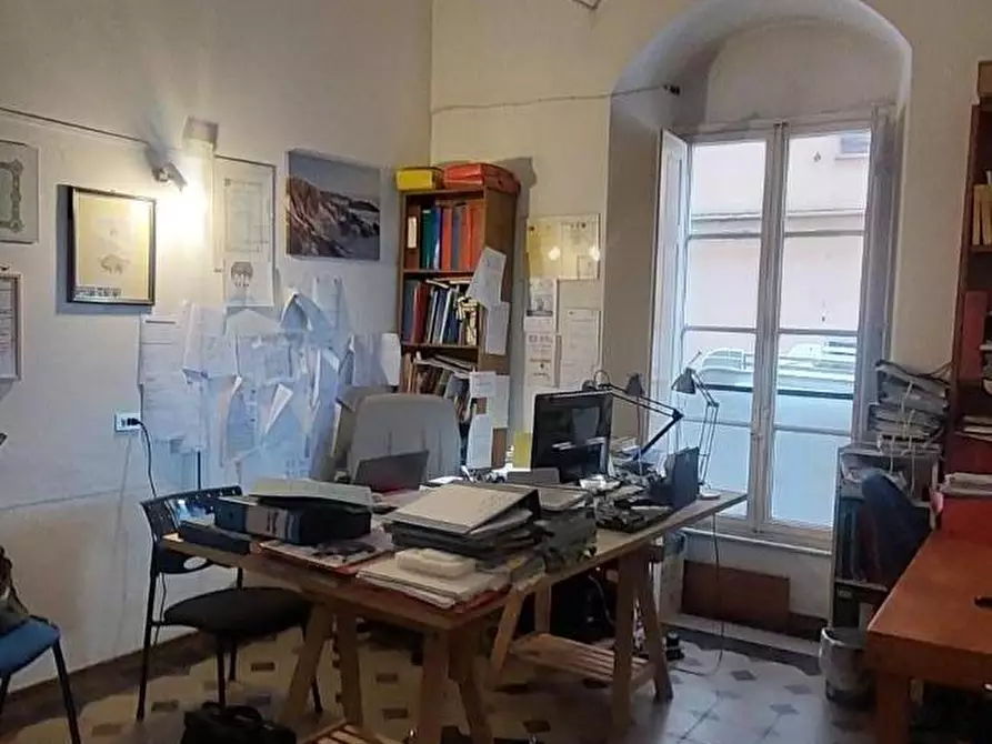 Immagine 1 di Appartamento in vendita  a Carrara