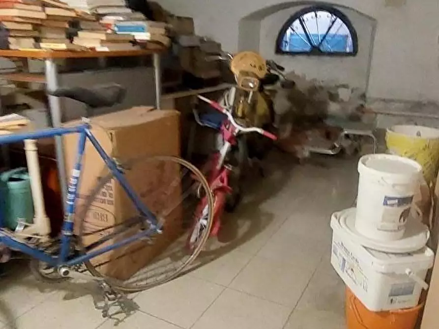 Immagine 15 di Appartamento in vendita  a Carrara