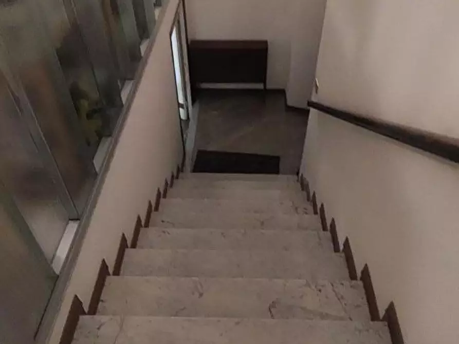 Immagine 13 di Appartamento in vendita  a Carrara