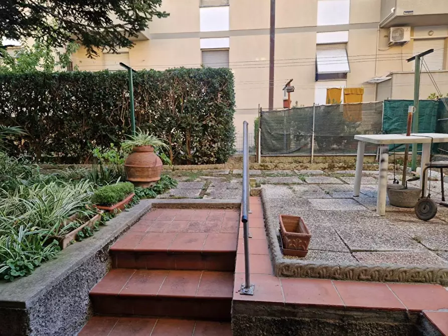 Immagine 11 di Appartamento in vendita  a Rosignano Marittimo