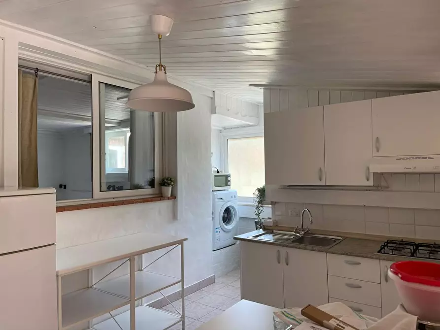 Immagine 5 di Appartamento in affitto  a Sarzana