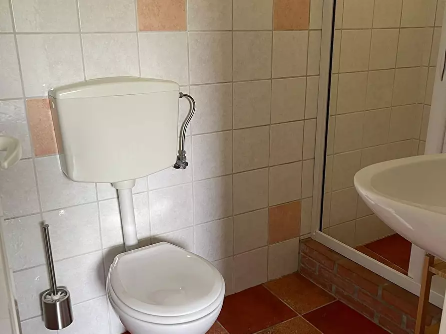 Immagine 3 di Appartamento in affitto  a Sarzana