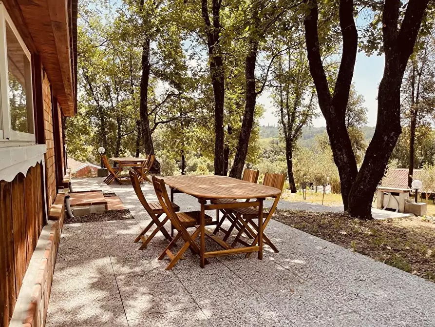 Immagine 11 di Appartamento in affitto  a Sarzana