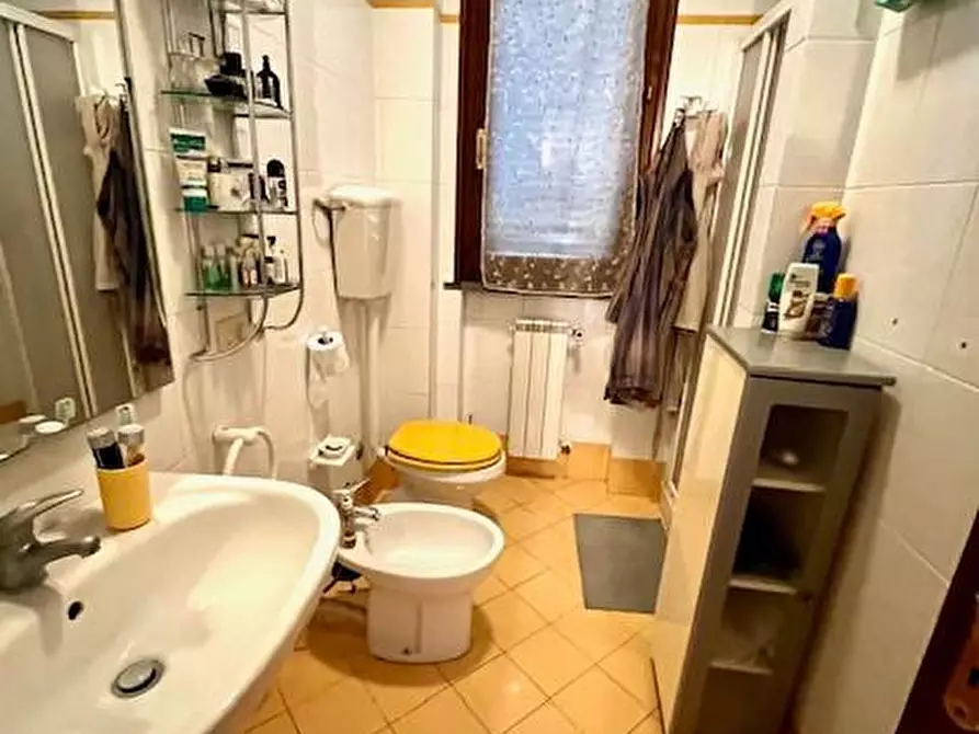 Immagine 20 di Appartamento in vendita  a Cascina