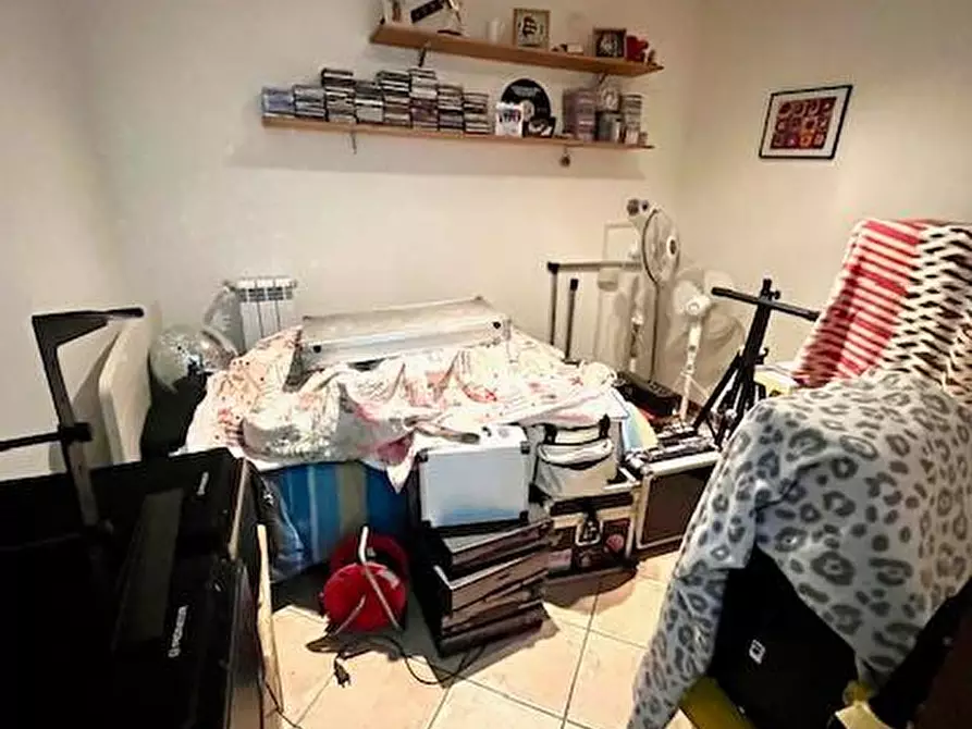 Immagine 13 di Appartamento in vendita  a Cascina