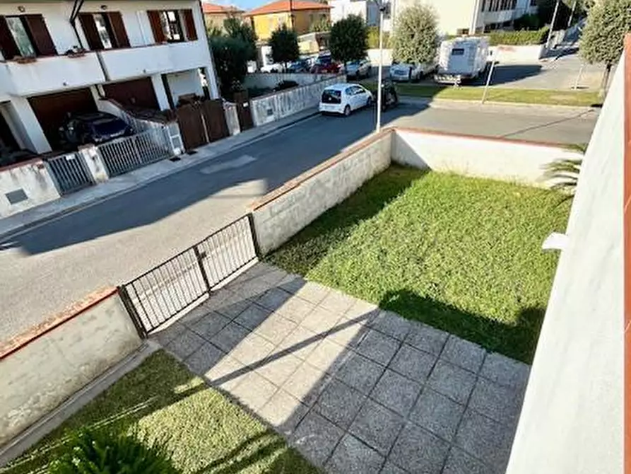 Immagine 32 di Appartamento in vendita  a Cascina