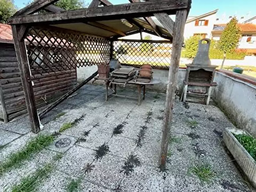 Immagine 11 di Appartamento in vendita  a Cascina