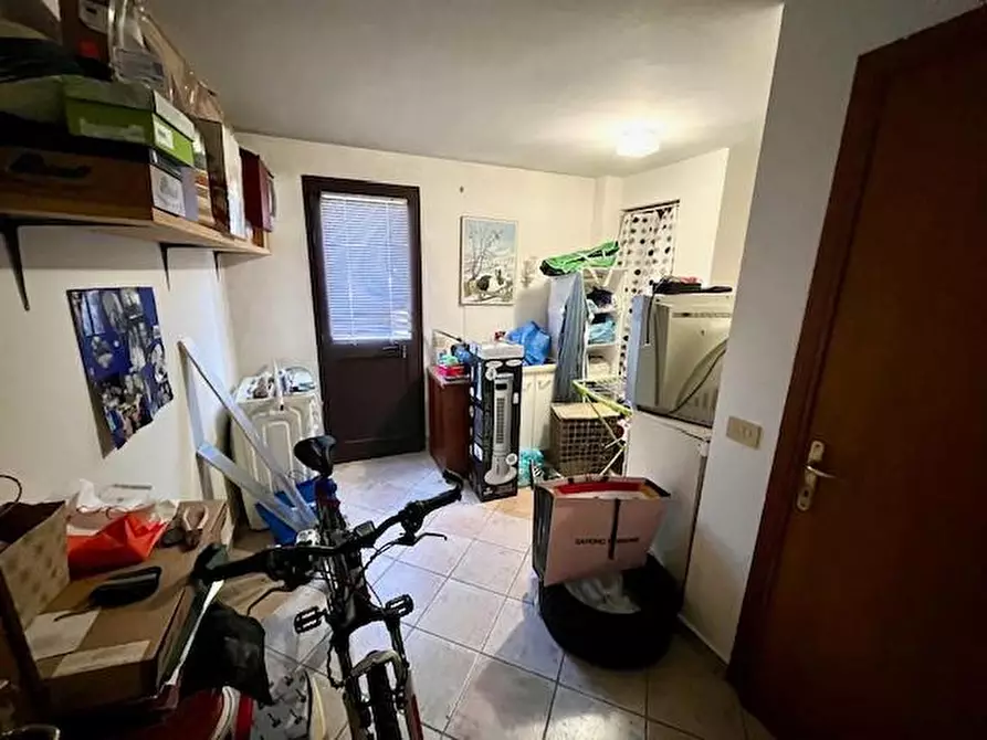 Immagine 18 di Appartamento in vendita  a Cascina