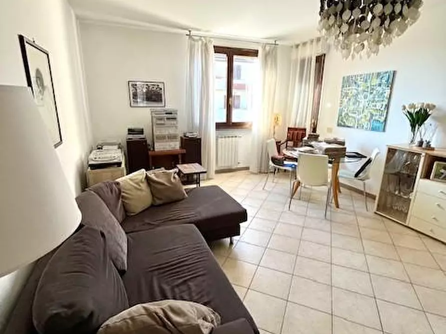 Immagine 40 di Appartamento in vendita  a Cascina