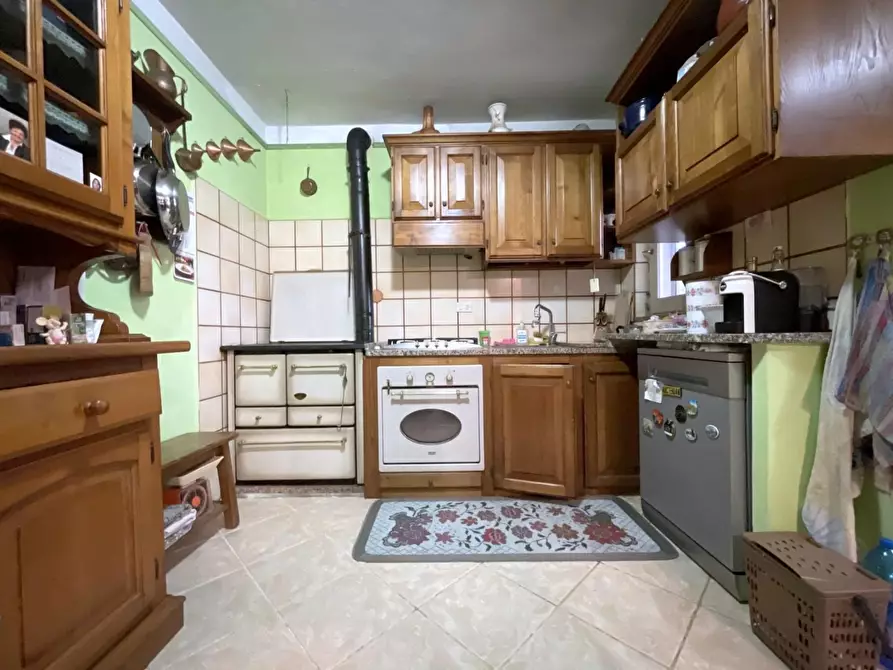 Immagine 28 di Terratetto in vendita  a Camaiore