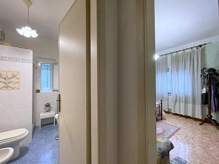 Immagine 16 di Terratetto in vendita  a Camaiore