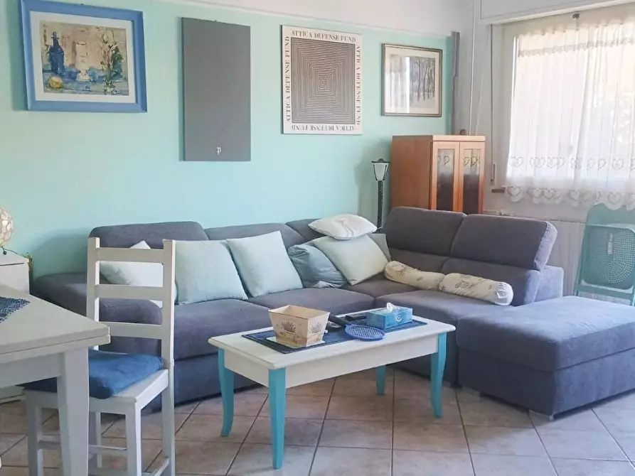 Immagine 3 di Mansarda in vendita  a Viareggio