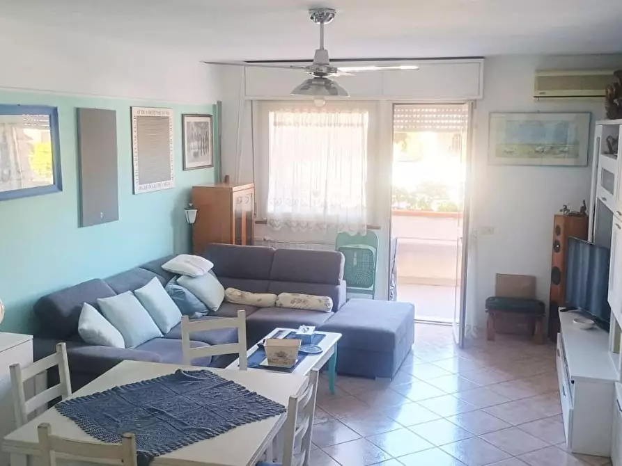 Immagine 4 di Mansarda in vendita  a Viareggio